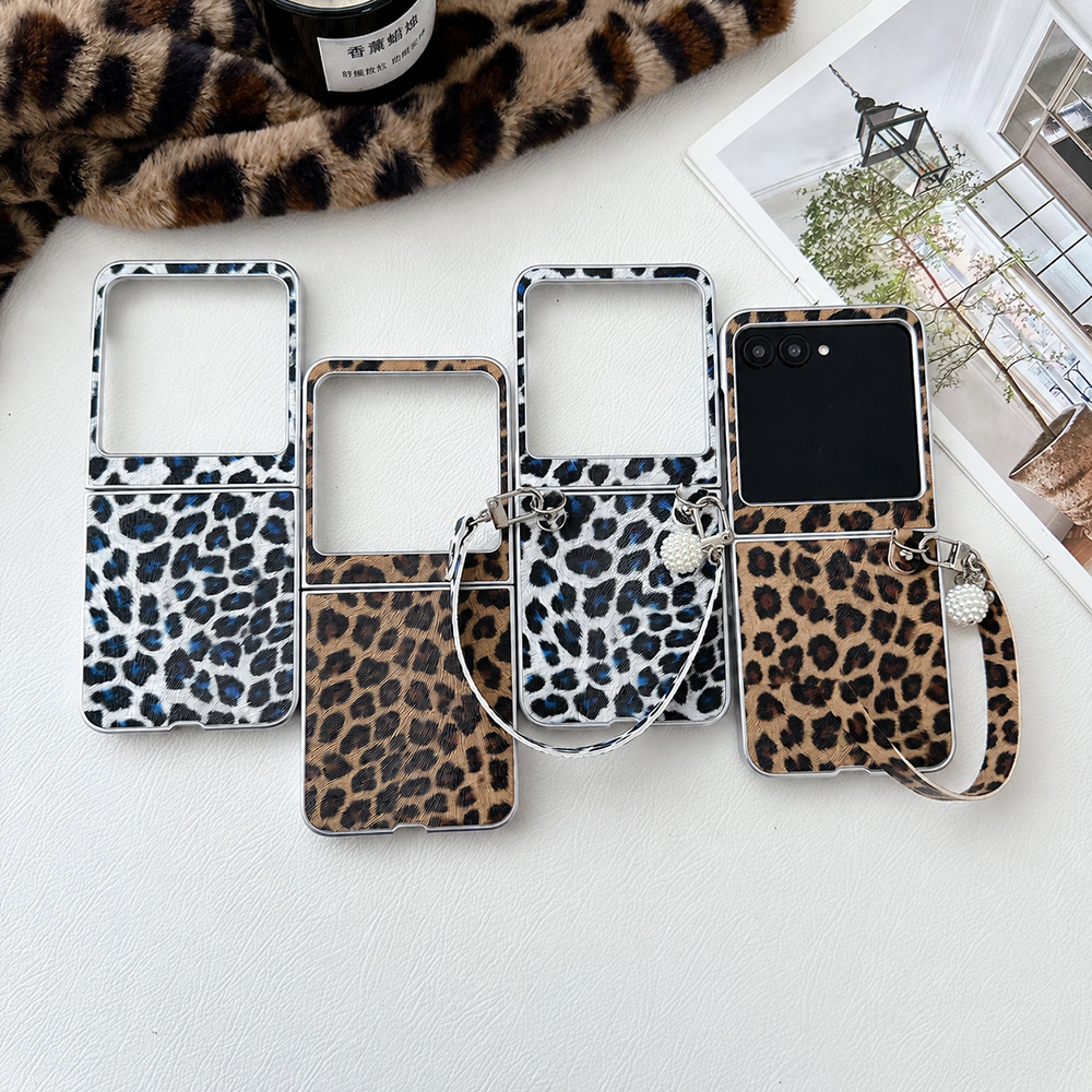 Men Accessories Pendant - Leopard Print Folding Flip Phone Case