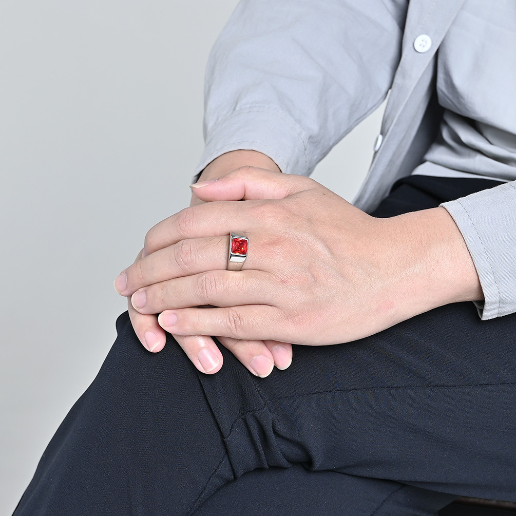 Stainless Steel Shinny Zircon  - Signet Ring Men 评论和价格
