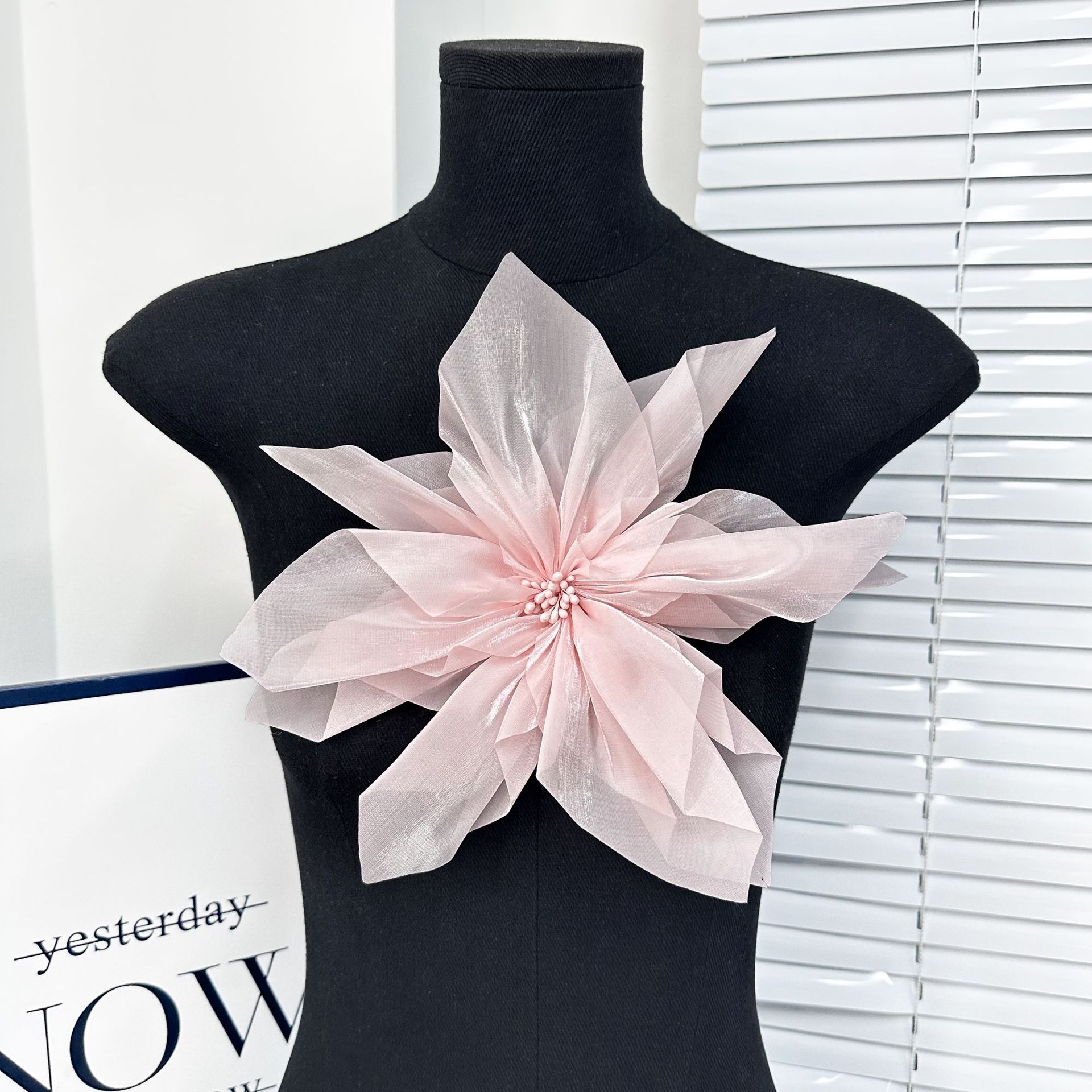 New glossy floral organza DIY  - Men Accessories Elegant 评论和价格
